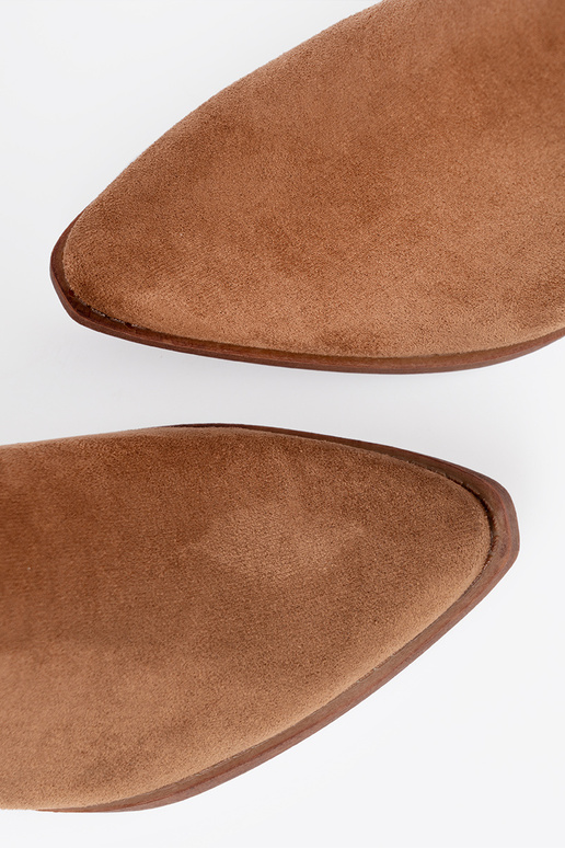 brūnas krāsas sieviešu zābaki o klasycznym kroju