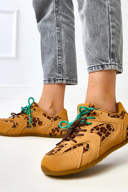 Lauva raksta sporta apavi ar... Lauva raksta sporta apavi ar...