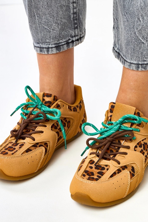 Lauva raksta sporta apavi ar... Lauva raksta sporta apavi ar...