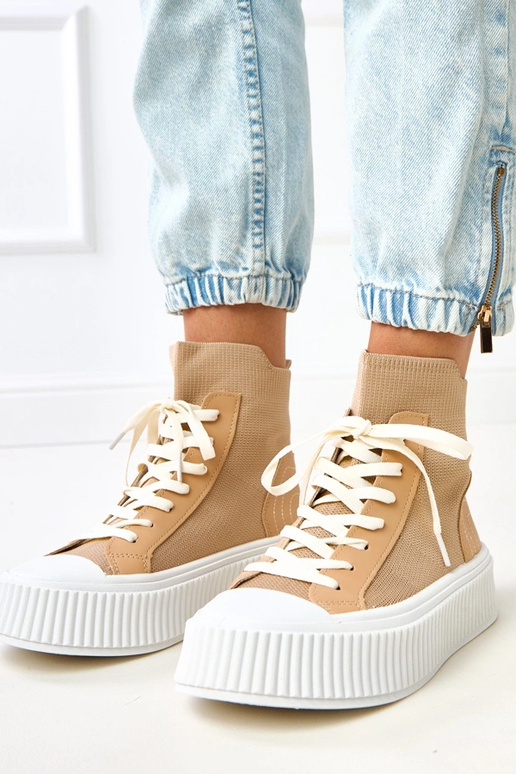 Brūnas ievelkamās platas zoles sporta...