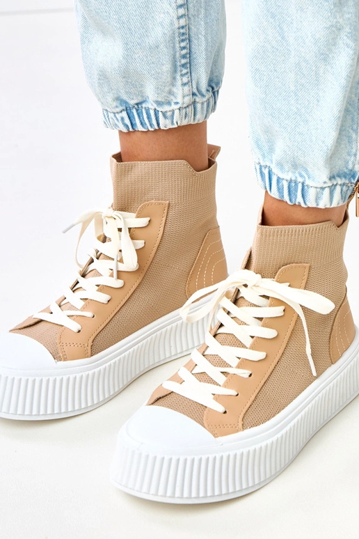 Brūnas ievelkamās platas zoles sporta...