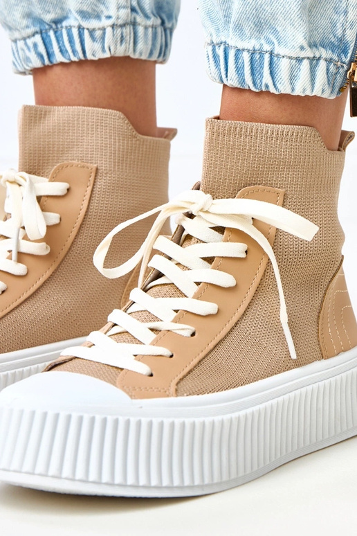 Brūnas ievelkamās platas zoles sporta...