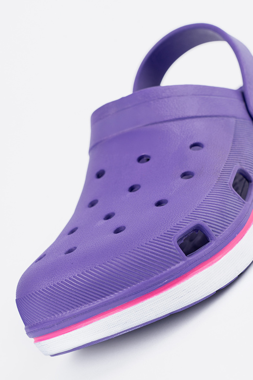Violeta krāsa Apavi typu Crocs Violeta krāsa Apavi typu Crocs