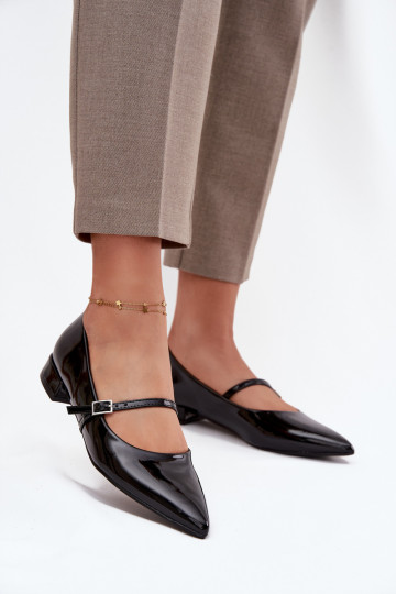 Lakotas balerīnas Ieslēgts Delikātsm Obcasie ar siksniņām melnas krāsas Isvella