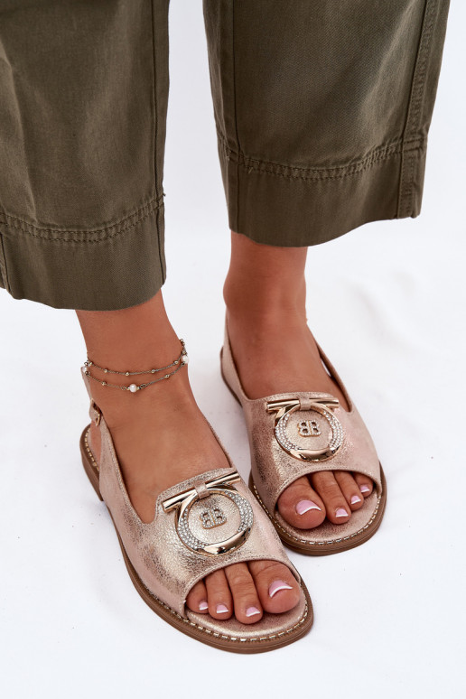 Eleganta stila sandales ar ornamentiem ar platiem papēžiem S.Barski KV51-003 Zelta krāsas Eleganta stila sandales ar ornamentiem ar platiem papēžiem S.Barski KV51-003 Zelta krāsas