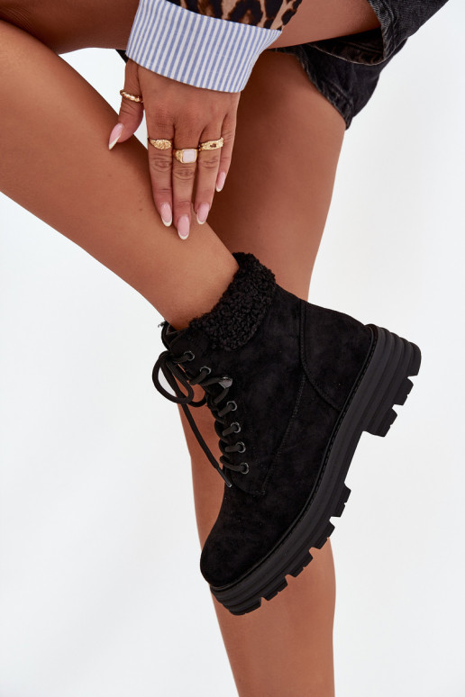 siltināti apavi Sieviešu puszābaki šņorējami melnas krāsas Lyrinne