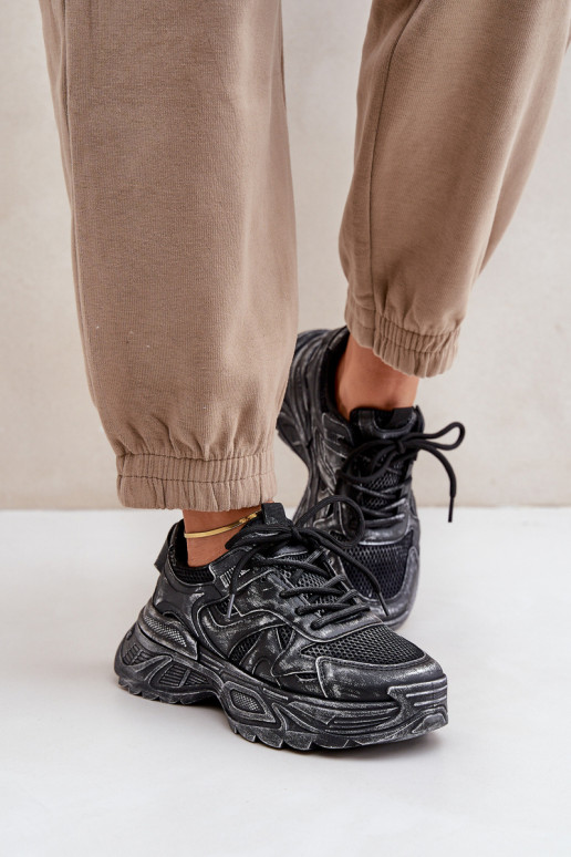 Sneakers modeļa apavi Sieviešu Z Przetarciami ar platformu melnas krāsas SeladInen Sneakers modeļa apavi Sieviešu Z Przetarciami ar platformu melnas krāsas SeladInen