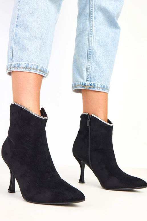 Melni sieviešu zābaciņi ar cirkoniem...