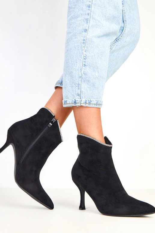 Melni sieviešu zābaciņi ar cirkoniem...