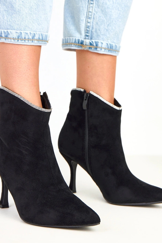 Melni sieviešu zābaciņi ar cirkoniem...