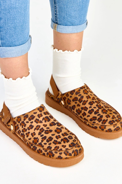 Leoparda raksta čības ar lipīšu Miluska