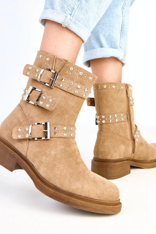 Rudās botīnes ar cirkoniem uz zema...