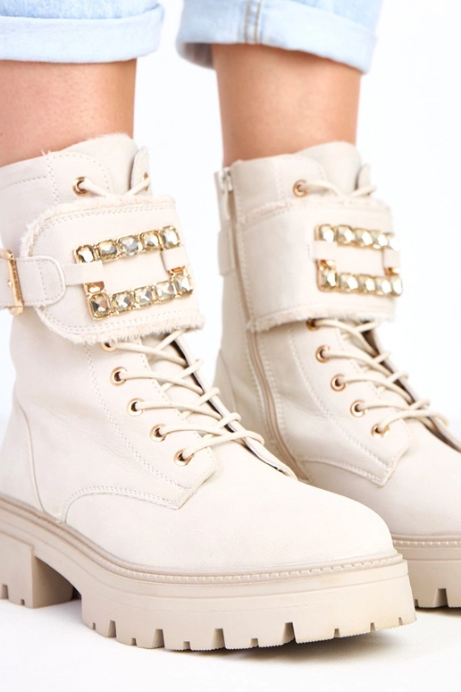 Smilšu krāsas siltie botīnes uz...