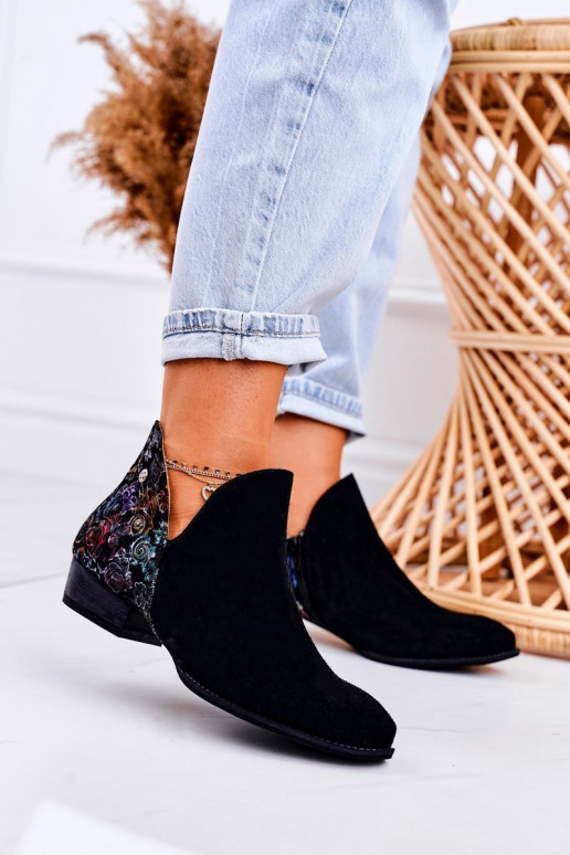 Sieviešu puszābaki Tā irciejka melnas krāsas ar puķītēm 04091-57