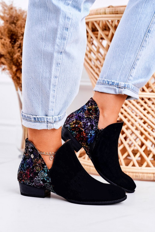 Sieviešu puszābaki Tā irciejka melnas krāsas ar puķītēm 04091-57