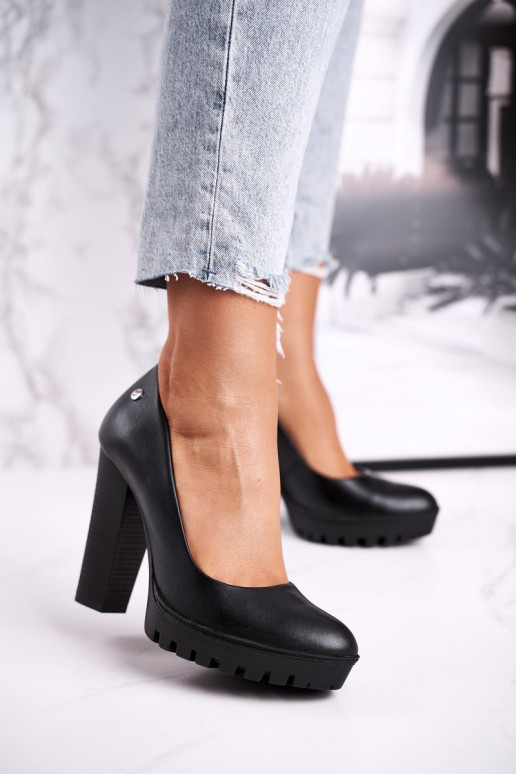 Āda Kurpes ar papēdi Tā irciejka 02629-01 melnas krāsas Āda Kurpes ar papēdi Tā irciejka 02629-01 melnas krāsas