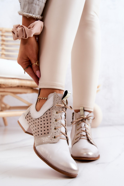 Āda Sieviešu puszābaki Kurpes Tā irciejka 05541-25 Ziloņkaula krāsas Āda Sieviešu puszābaki Kurpes Tā irciejka 05541-25 Ziloņkaula krāsas