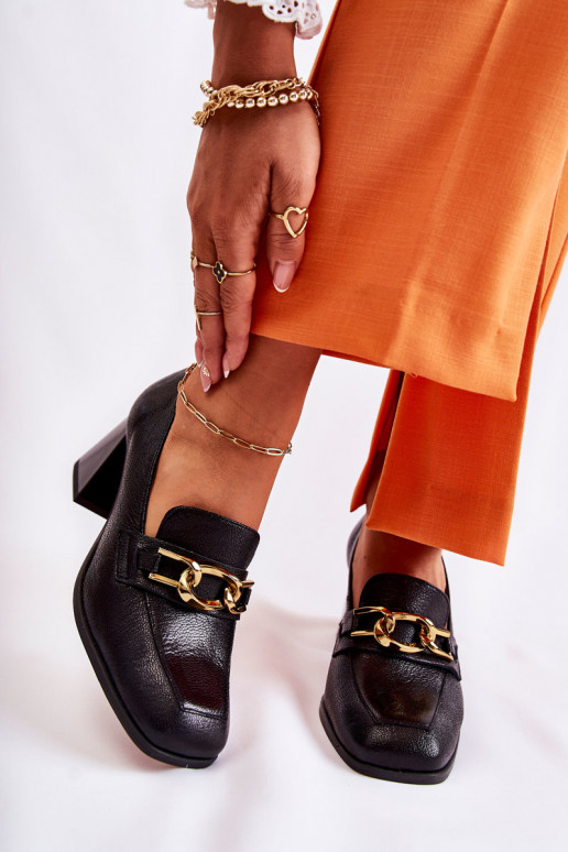 Āda Kurpes Ar ķēdi Laura Messi 2515 melnas krāsas Āda Kurpes Ar ķēdi Laura Messi 2515 melnas krāsas