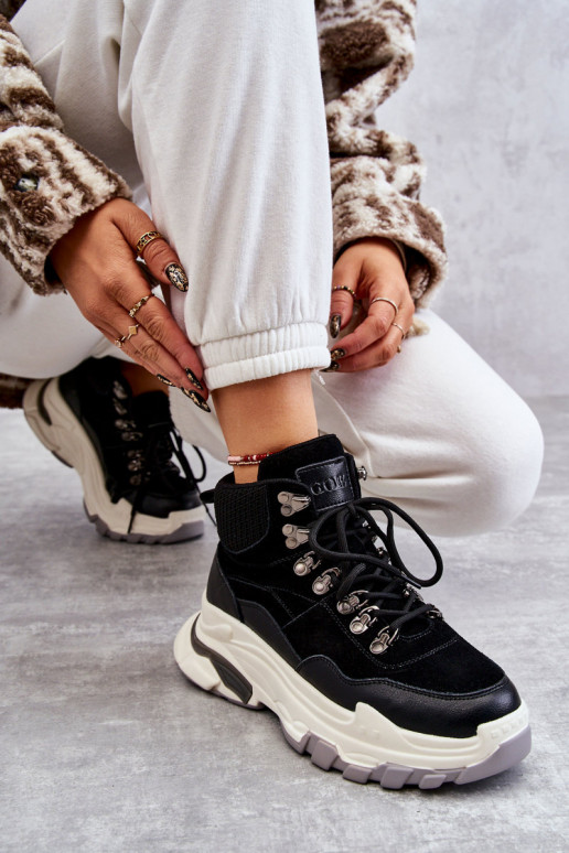 Sieviešu Augsts sporta apavi GOE KK2N4098 melnas krāsas Sieviešu Augsts sporta apavi GOE KK2N4098 melnas krāsas