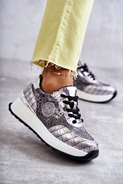 Sieviešu sporta apavi Uz Ķīļa GOE KK2N4083 Sudraba krāsas Sieviešu sporta apavi Uz Ķīļa GOE KK2N4083 Sudraba krāsas