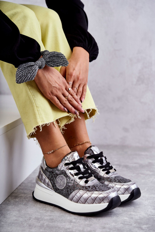 Sieviešu sporta apavi Uz Ķīļa GOE KK2N4083 Sudraba krāsas Sieviešu sporta apavi Uz Ķīļa GOE KK2N4083 Sudraba krāsas