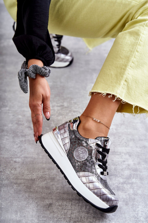 Sieviešu sporta apavi Uz Ķīļa GOE KK2N4083 Sudraba krāsas Sieviešu sporta apavi Uz Ķīļa GOE KK2N4083 Sudraba krāsas