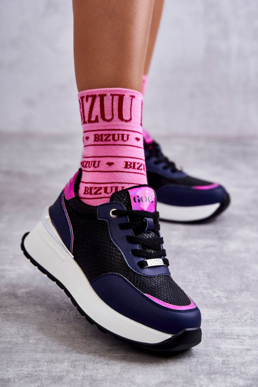 Sieviešu sporta apavi Uz Ķīļa GOE KK2N4081 Melns-tumši zilas krāsas