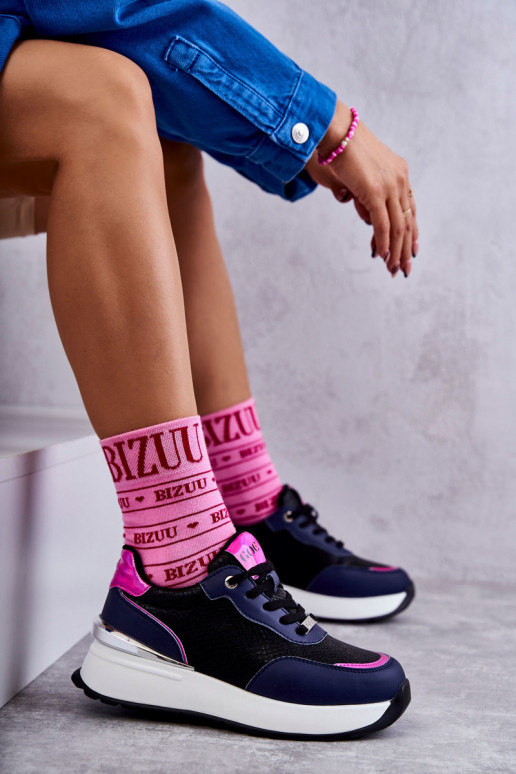 Sieviešu sporta apavi Uz Ķīļa GOE KK2N4081 Melns-tumši zilas krāsas