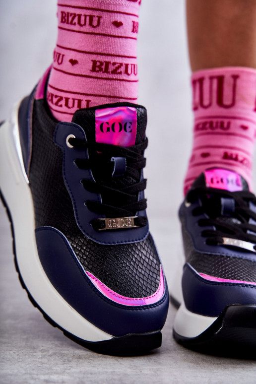 Sieviešu sporta apavi Uz Ķīļa GOE KK2N4081 Melns-tumši zilas krāsas