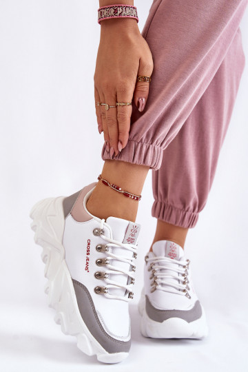 Sieviešu Sneakers modeļa apavi ar platformu Cross Jeans KK2R4071C baltas krāsas