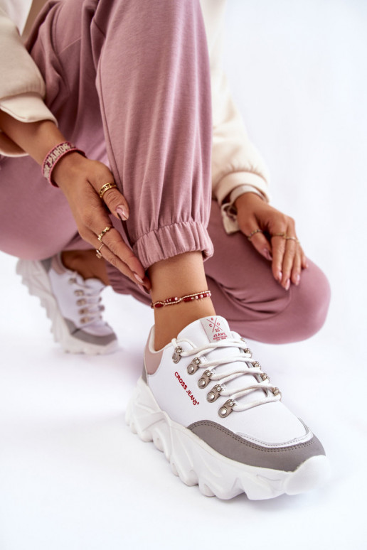 Sieviešu Sneakers modeļa apavi ar platformu Cross Jeans KK2R4071C baltas krāsas Sieviešu Sneakers modeļa apavi ar platformu Cross Jeans KK2R4071C baltas krāsas