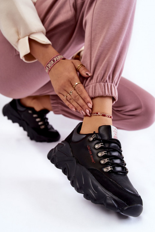 Sieviešu Sneakers modeļa apavi ar platformu Cross Jeans KK2R4073C melnas krāsas Sieviešu Sneakers modeļa apavi ar platformu Cross Jeans KK2R4073C melnas krāsas