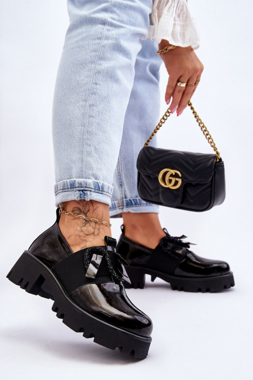 Laque apavi Ar rotājumiem melnas krāsas Keily Laque apavi Ar rotājumiem melnas krāsas Keily