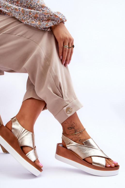 Āda ar platformus basenes Zelta krāsas Morgan Āda ar platformus basenes Zelta krāsas Morgan