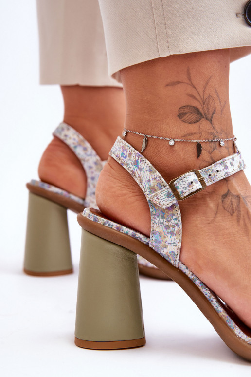 Sieviešu basenes Tā irciejka 06029-24 Baltas-Zaļas krāsas Sieviešu basenes Tā irciejka 06029-24 Baltas-Zaļas krāsas