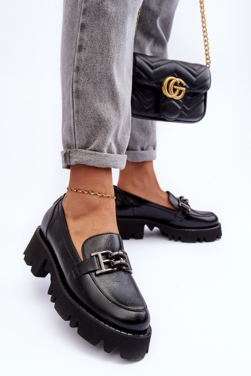 Sieviešu Āda apavi Mokasīni ar ornamentiem Laura Messi 2699 melnas krāsas Sieviešu Āda apavi Mokasīni ar ornamentiem Laura Messi 2699 melnas krāsas