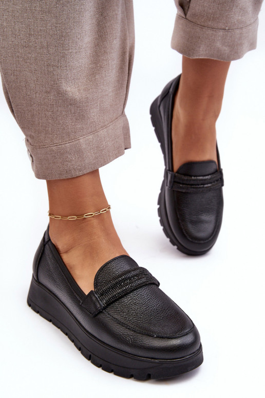 Āda apavi ar platformu ar ornamentiem melnas krāsas Lemar Lehira Āda apavi ar platformu ar ornamentiem melnas krāsas Lemar Lehira