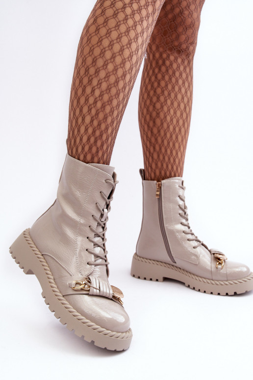 Sieviešu Laque zābaki ar ornamentiem D&A MR870-67 Pelēkas krāsas Sieviešu Laque zābaki ar ornamentiem D&A MR870-67 Pelēkas krāsas