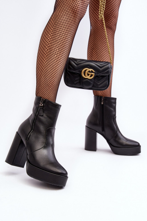 Sieviešu puszābaki ar papēdi Un platformai Laura Messi 2690 melnas krāsas