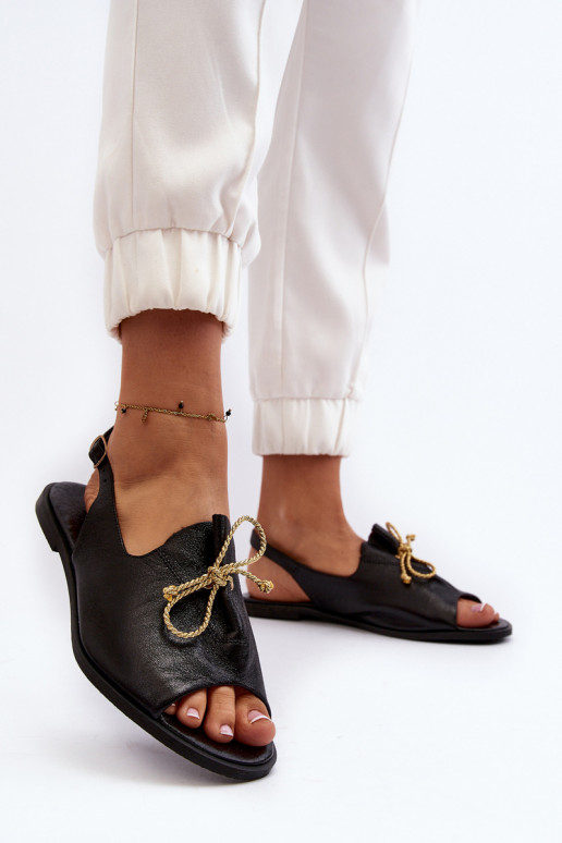 Zazoo 2898 Āda līdzenas zoles basenes melnas krāsas Zazoo 2898 Āda līdzenas zoles basenes melnas krāsas