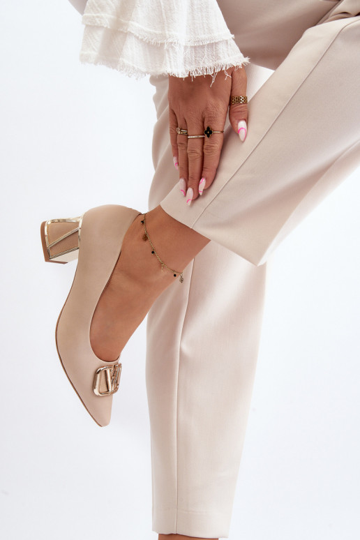 Eleganta stila Kurpes ar ornamentiem Laura Messi 2740 smilšu krāsas Eleganta stila Kurpes ar ornamentiem Laura Messi 2740 smilšu krāsas