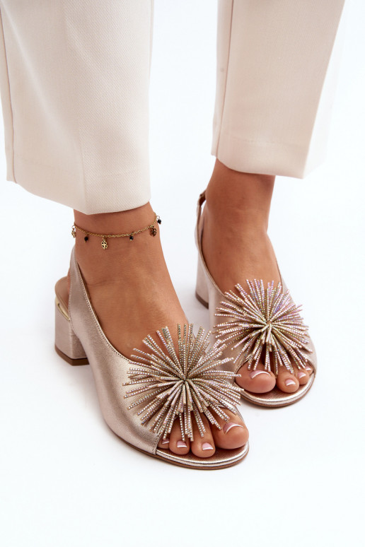 Sieviešu basenes ar ornamentiem Laura Messi 2719 Zelta krāsas Sieviešu basenes ar ornamentiem Laura Messi 2719 Zelta krāsas