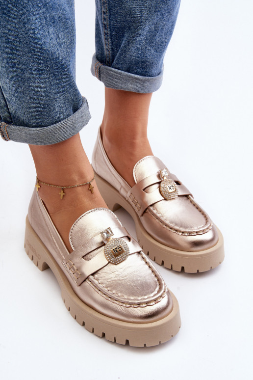 Āda apavi Mokasīni ar ornamentiem CheBello 4291 Zelta krāsas Āda apavi Mokasīni ar ornamentiem CheBello 4291 Zelta krāsas