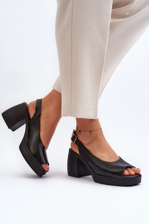 Zazoo 40376 Sieviešu basenes Uz masīviem papēžiem melnas krāsas Zazoo 40376 Sieviešu basenes Uz masīviem papēžiem melnas krāsas