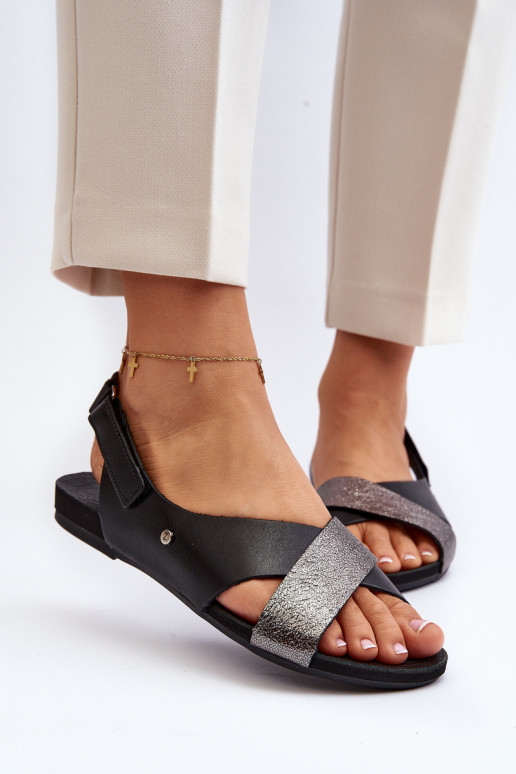 Zazoo 40141 Sieviešu basenes ar lipīgām aizdarēm melnas krāsas Zazoo 40141 Sieviešu basenes ar lipīgām aizdarēm melnas krāsas