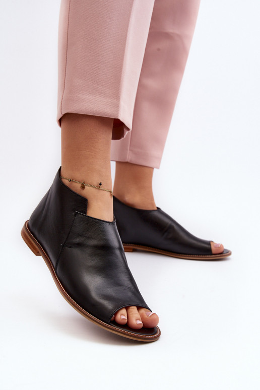 Sieviešu Sieviešu basenes Laura Messi 2443 melnas krāsas Sieviešu Sieviešu basenes Laura Messi 2443 melnas krāsas