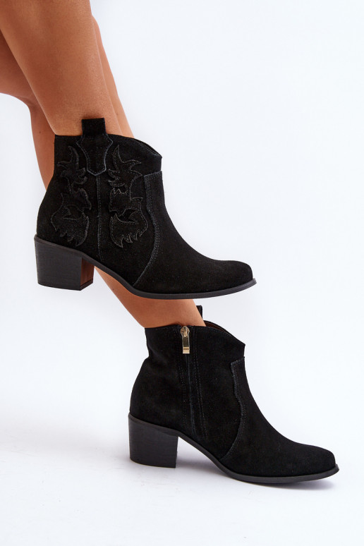 Zazoo 3426 Sieviešu Zamšādas kurpes Kovboju zābaki melnas krāsas Zazoo 3426 Sieviešu Zamšādas kurpes Kovboju zābaki melnas krāsas