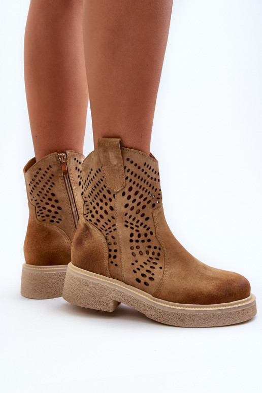 Zazoo 3470 Zamšādas kurpes Sieviešu ar platiem papēžiem Ažūrs smilšu krāsas Zazoo 3470 Zamšādas kurpes Sieviešu ar platiem papēžiem Ažūrs smilšu krāsas