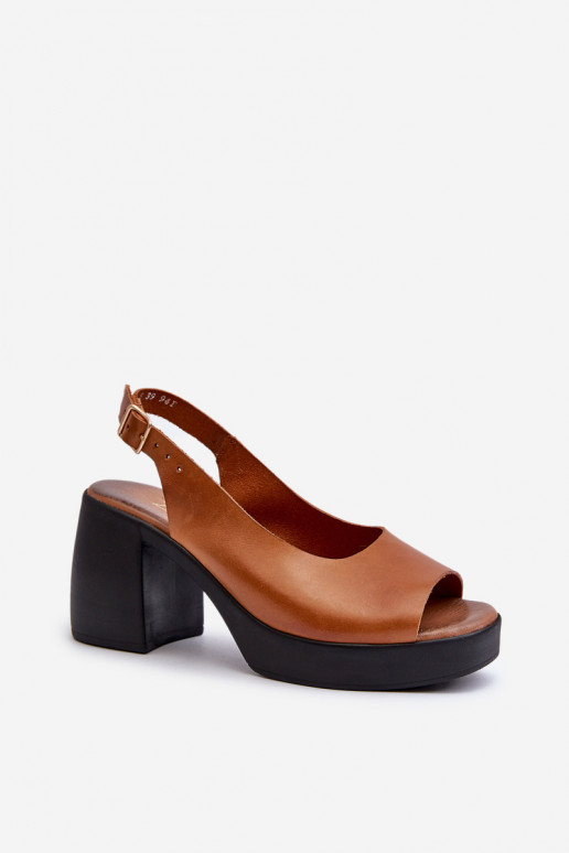 Zazoo 40376 Sieviešu basenes Uz masīviem papēžiem brūnas krāsas Zazoo 40376 Sieviešu basenes Uz masīviem papēžiem brūnas krāsas