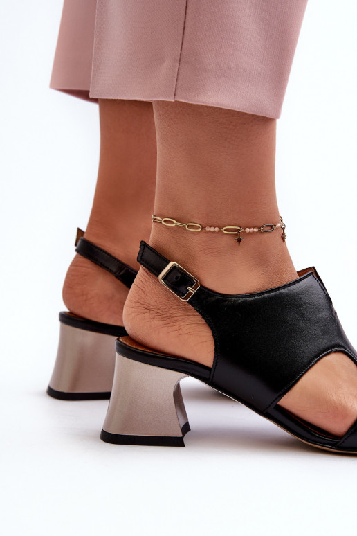 Sieviešu basenes Āda ar papēdi Tā irciejka 06566-01 melnas krāsas Sieviešu basenes Āda ar papēdi Tā irciejka 06566-01 melnas krāsas